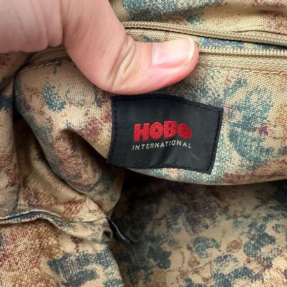 HOBO International Red Distressed Leather‎ Foldable Clutch Purse Bag - Picture 6 of 8